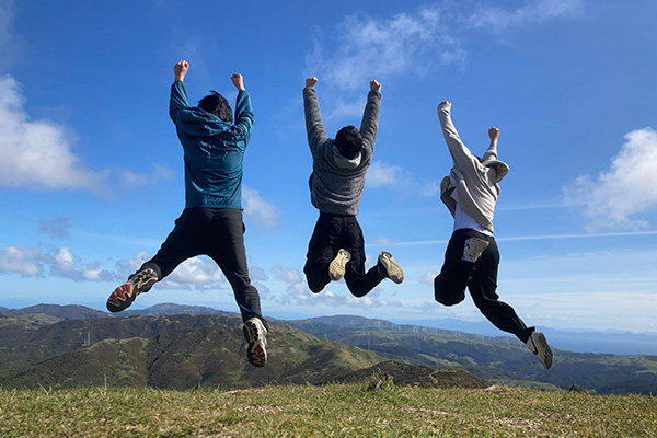 コロナ禍によって中3でのNZ留学が実現しなかった2018年度入学生に対しては、中3から高1に時期をずらしてプログラムを実施しました。