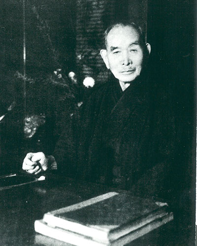 創立者の菅澤重雄先生