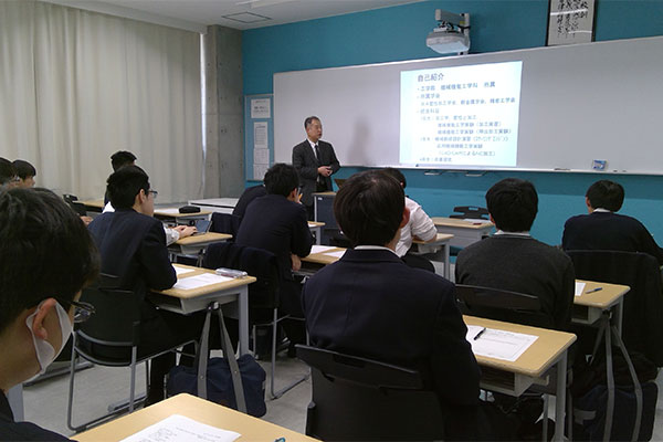 「大学先取り授業」では、取得した単位が大学での単位として認定されます。