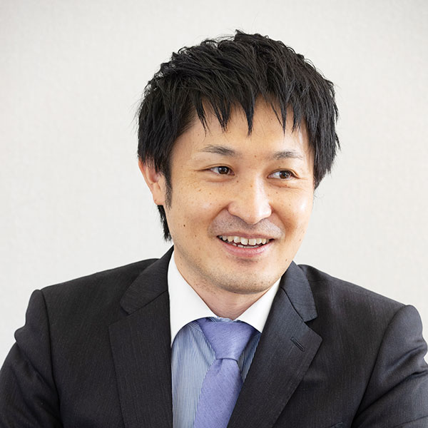 学年主任・英語科の北野尚之先生
