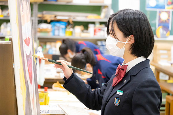 美術科の教師か学芸員になることが目標