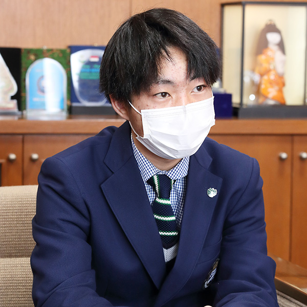 総務部 副部長　Yさん（高1）