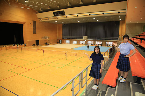 メインアリーナ