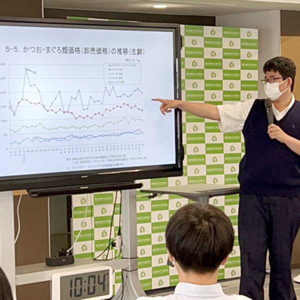 プレゼンテーションの様子