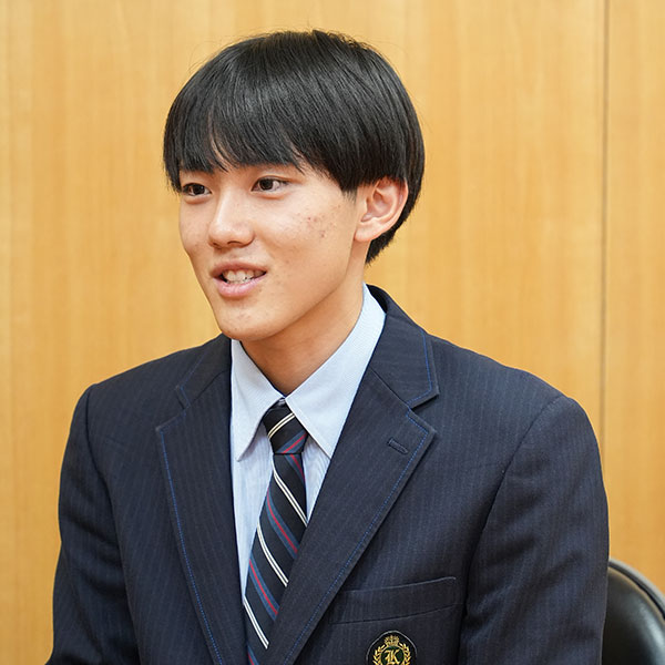 関 朔太郎さん（高3） 情報処理コース 陸上競技部キャプテン・長距離