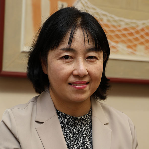 副教頭の南 純子先生 進路部長