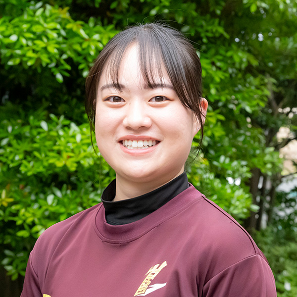 髙橋春花先生（保健体育科）