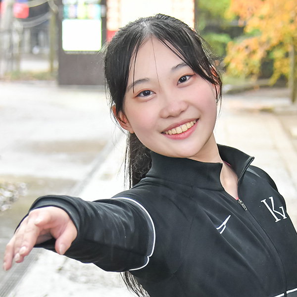 鍋島咲稀さん（高3）