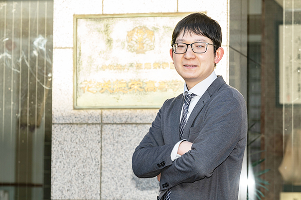 教員としてのキャリアも豊富な塚本先生。教育実習時の生徒の“意外な言葉”に今も感謝をしているそうです。
