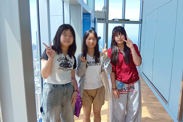 研修に参加して、自ら行動できるようになったというNさん。最終日のスピーチでは、自分の言葉で研修への想いを語りました。 