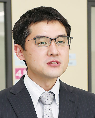 教頭・国際教育部部長/IBコーディネーター
前田紘平先生