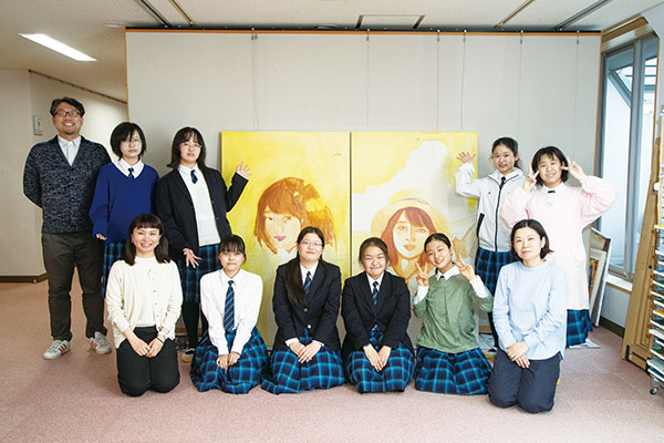 プロの画家と共同制作で講堂に飾る125周年記念絵画を描く - 和洋九段 ...