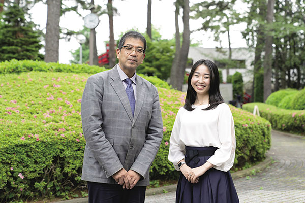 中2から高3まで吹奏楽部の顧問だった坪井伸親先生と。