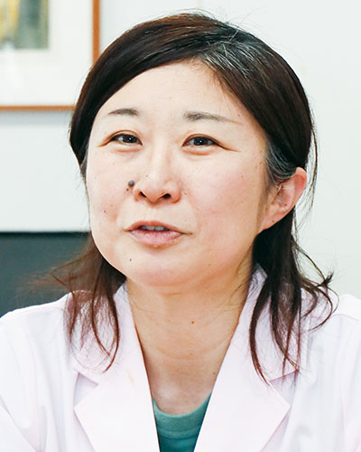 お話を伺った理科主任の中村千鶴先生