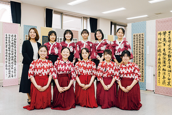 【中古】 和洋国府台女子中学校 ２２年度用/声の教育社 2025年最新】Yahoo!オークション -和洋国府台(本、雑誌)の中古品