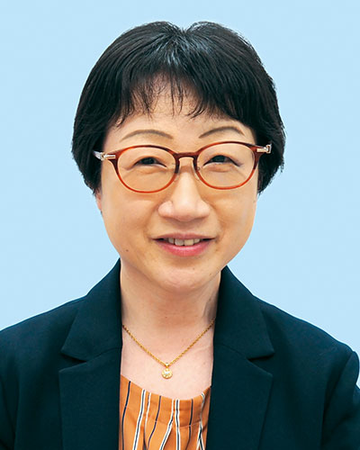 自分を深める学習部・家庭科の水村一恵先生