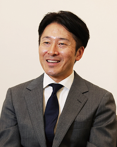 進路指導部長・中桐雅也先生