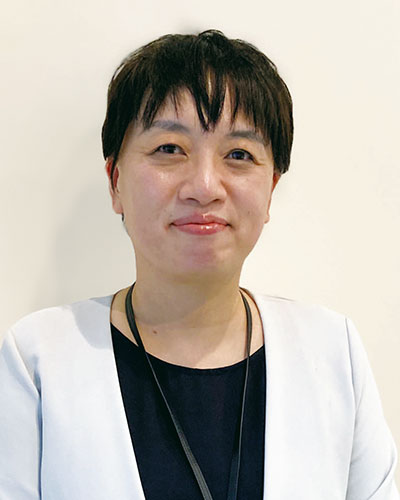 保健主任・芸術科/成清美朝先生