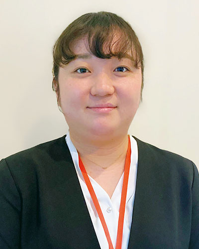 芸術科/矢部絵里先生