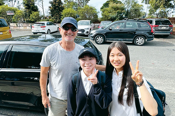 充実した10日間を過ごし、ホストファミリーとの絆も強まったそうです。