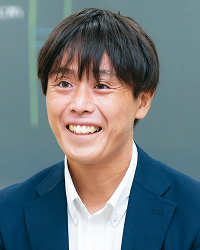 理科主任／井上俊之先生