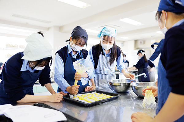 多彩な講座が開催されている「ドチャレ」での一コマ。