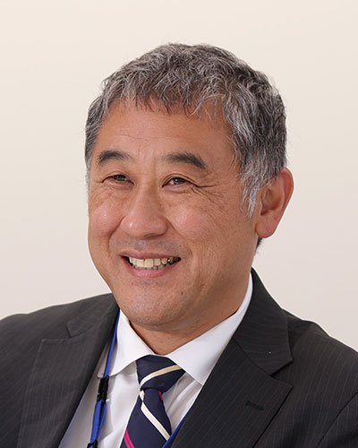 国際部部長・英語科／宇野 真泰 先生