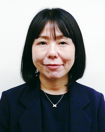 中1担任／社会科・谷川真帆先生
