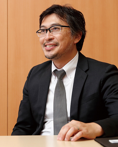 中学部長・竹村 慎吾先生