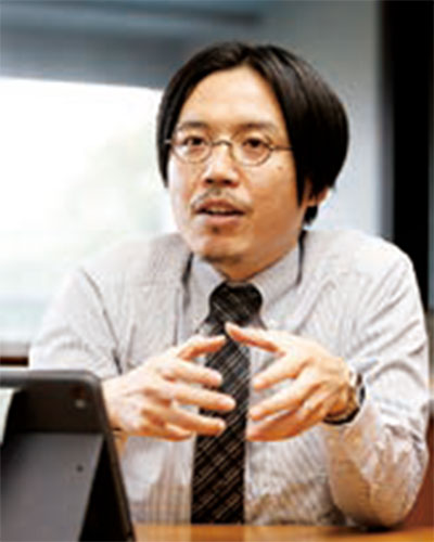 2年2組担任<br />
佐々木翔太先生