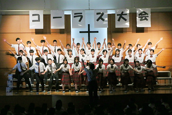 『文化祭』で伝統的に行われるクラス対抗『コーラス大会』。近年はコロナで中止だったが、2023年度より復活。
