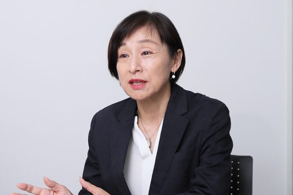 英語科・野呂 綾子 先生
